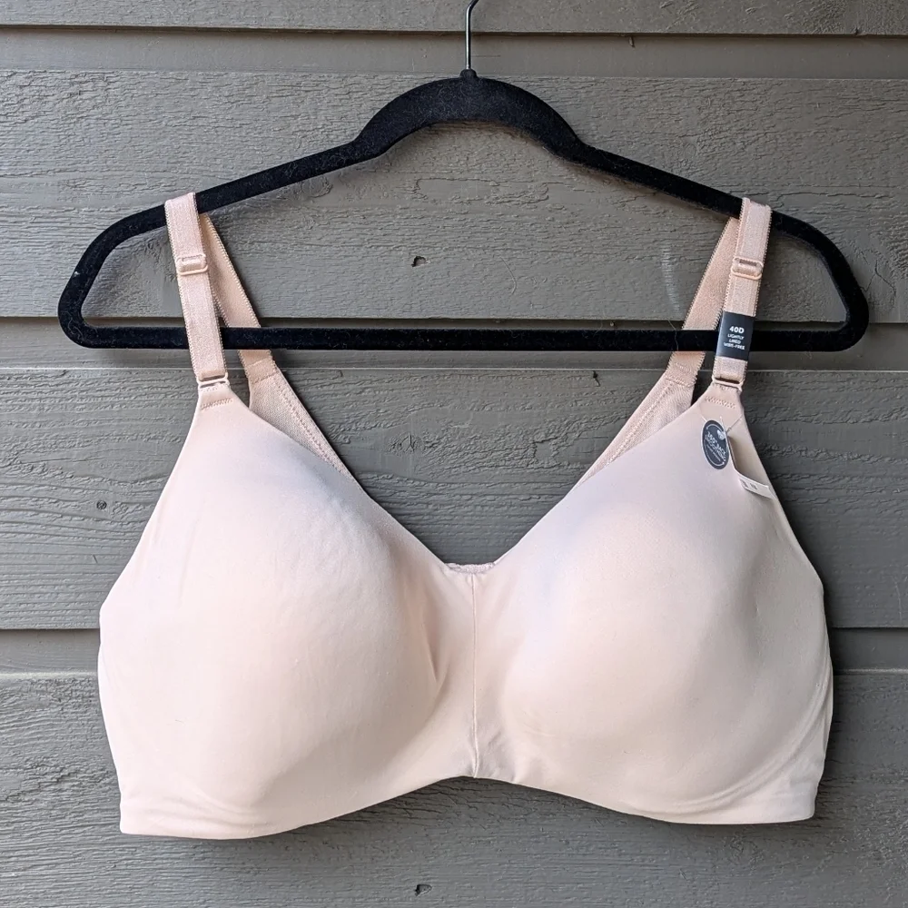 NWT Torrid Curve Everyday Wirefree Lightly Lined Bra Smooth Rose Dust Size 40D